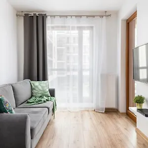 Rent Like - Grzybowska 85 Ii , Warszawa Polska